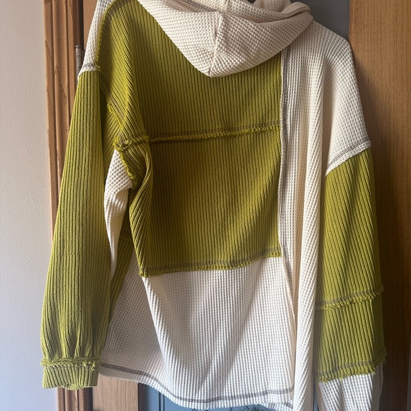 POL - Picture 2 of 3